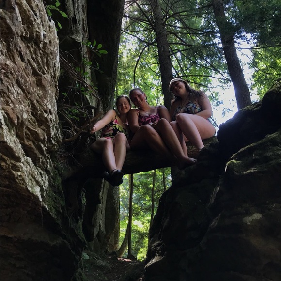 Meet your Posher, Natalie - Picture 12 of 13